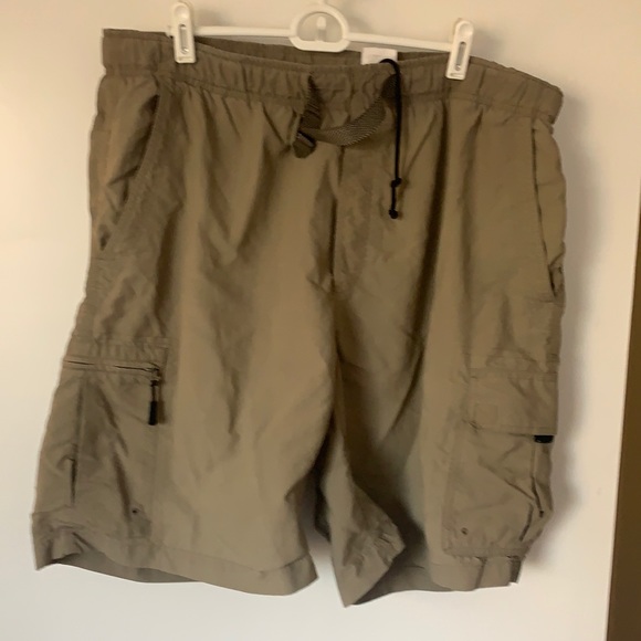 Gentle used Columbia men’s shorts - Picture 1 of 7